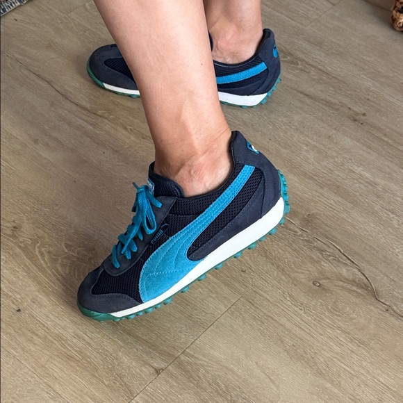 Puma Women's Navy and Teal Sneakers in size 8 W - Picture 5 of 10